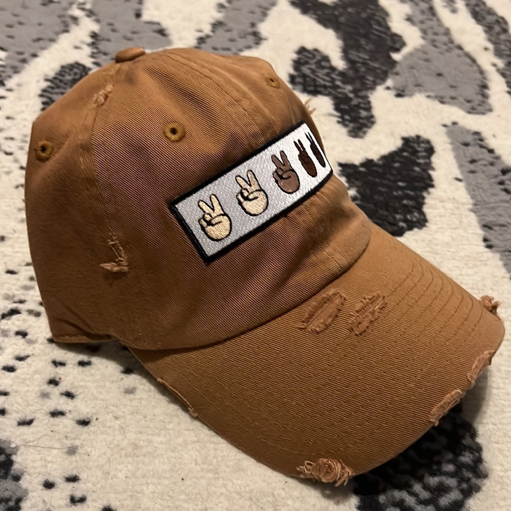 Distressed hat - Picture 2 of 4